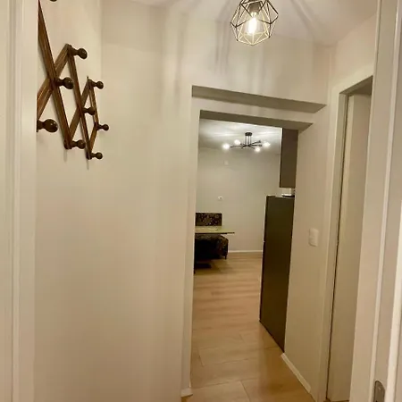 Bv Apartamento Tirana